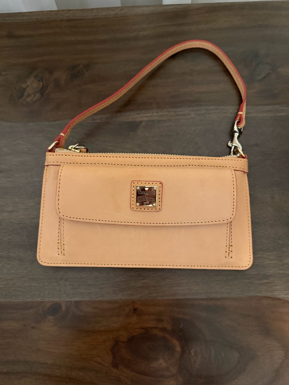 Dooney & Bourke Pebble Grain leather  Pocket Wristlet nwt